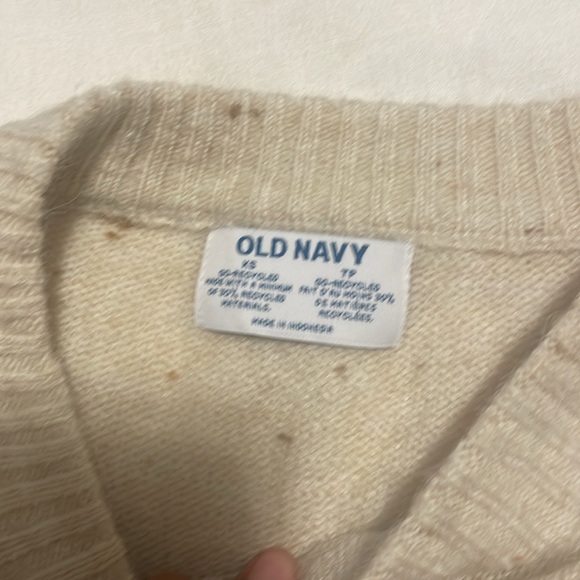 Old Navy Knit sweater - Picture 3 of 3